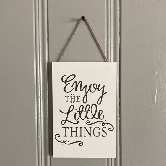 NWT Chic White with Black - Enjoy the Little Things Wooden Decoration Sign - Picture 4 of 6